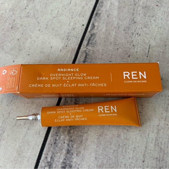 REN CLEAN SKINCARE Overnight Glow Dark Spot Sleeping Cream 5ml mini - Picture 1 of 1